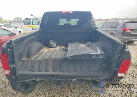 2016 Ram 1500 St z USA, uszkodzony, nr VIN 1C6RR6KT9GS100918